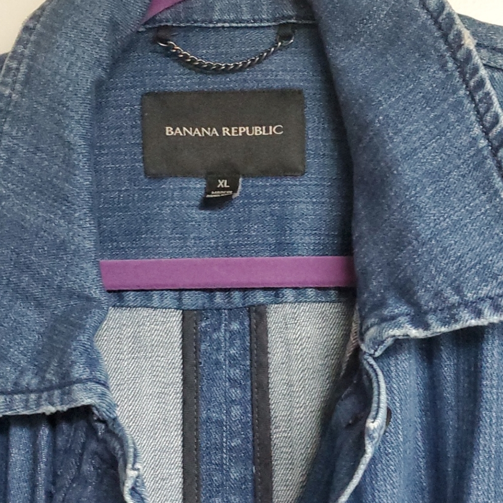 Banana Republic Denim Jacket or over shirt!! Sz XL - Picture 2 of 6
